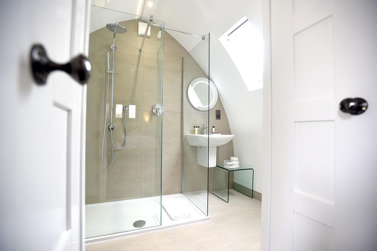 Tuddenham Mill Luxury Hotel Exterior photo A shower enclosure