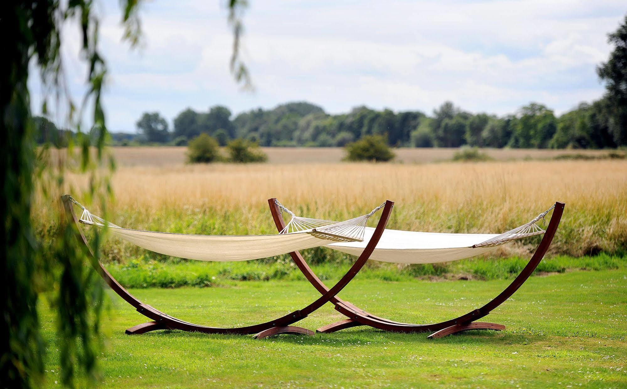 Tuddenham Mill Luxury Hotel Exterior photo A hammock